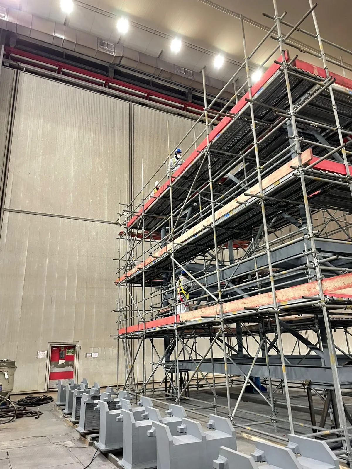 Scaffolding and industrial services